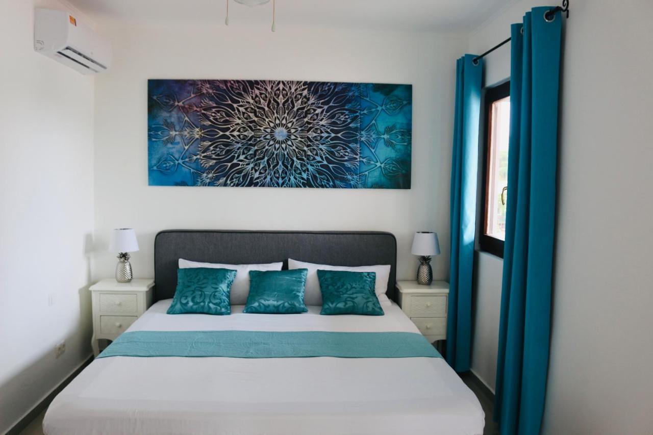Neue Villa Tropic Paradise วิลเลมสตัด ภายนอก รูปภาพ