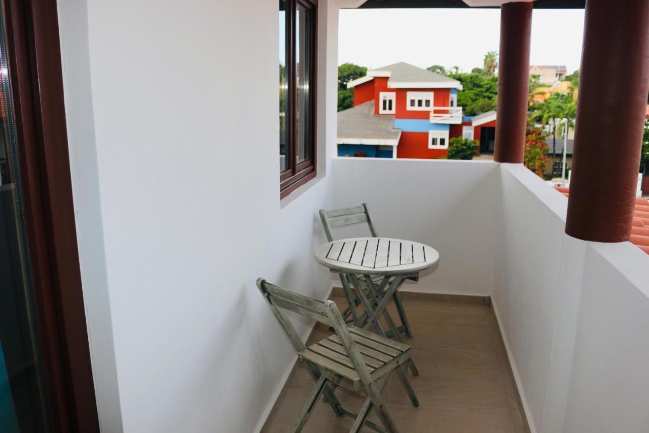 Neue Villa Tropic Paradise วิลเลมสตัด ภายนอก รูปภาพ