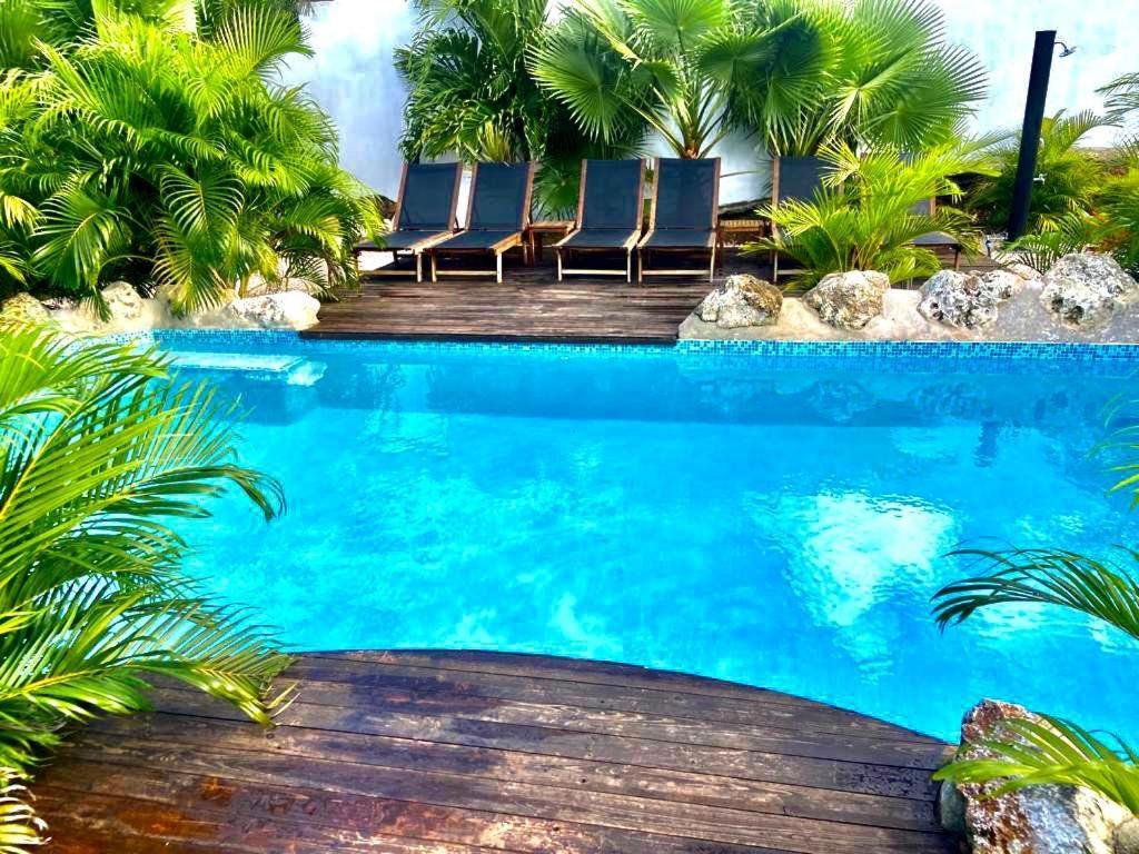 Neue Villa Tropic Paradise วิลเลมสตัด ภายนอก รูปภาพ