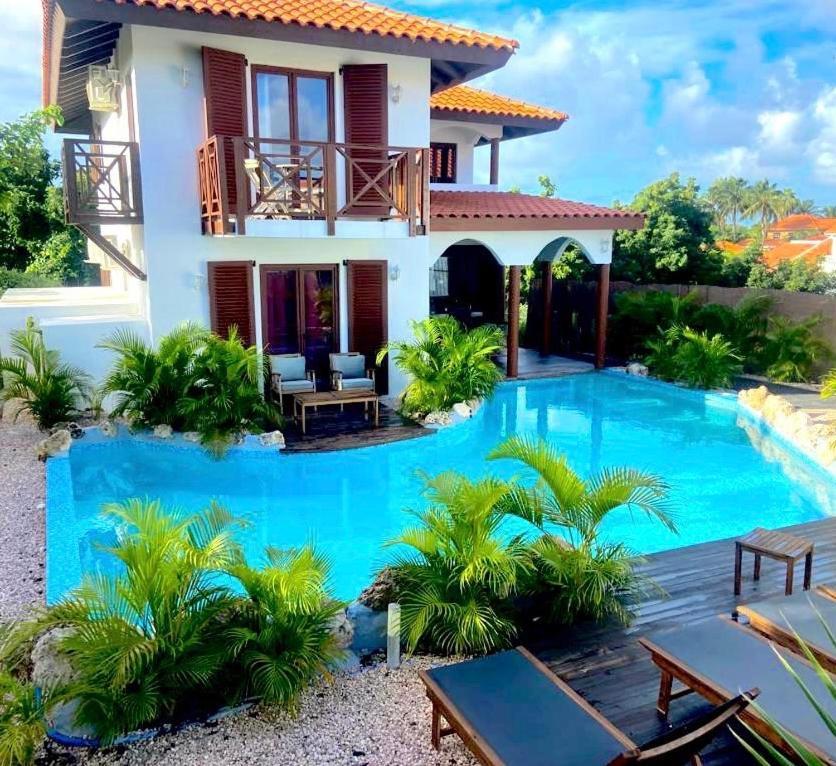 Neue Villa Tropic Paradise วิลเลมสตัด ภายนอก รูปภาพ